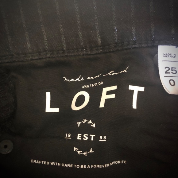 NWOT Ann Taylor Pin Striped Black Jeans - Picture 7 of 11